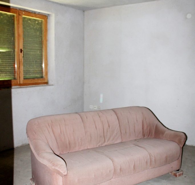 Kuća ID 711 8