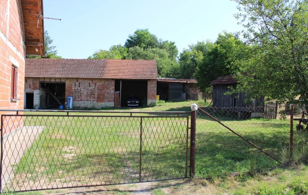 Kuća ID 714 4